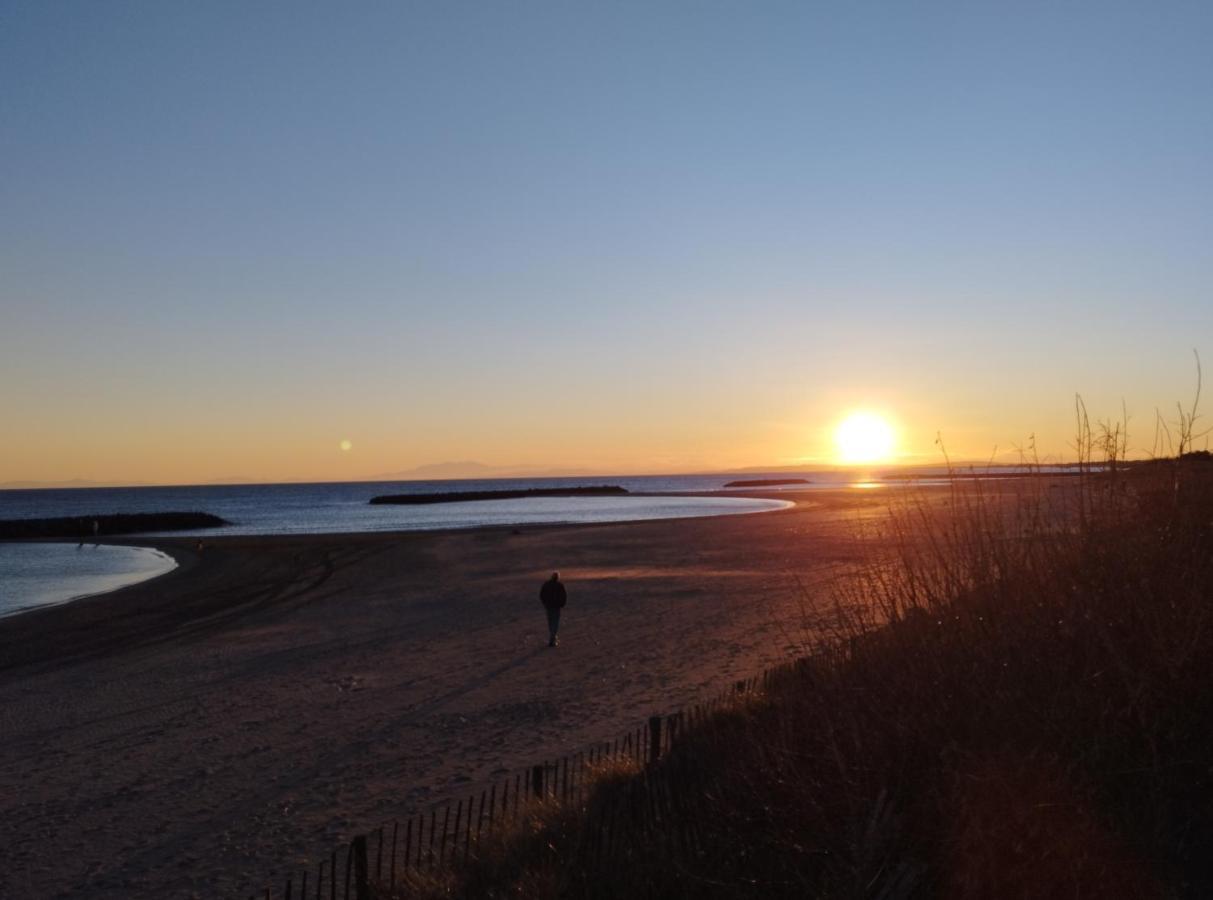 Appartement Vias-Plage Bagian luar foto